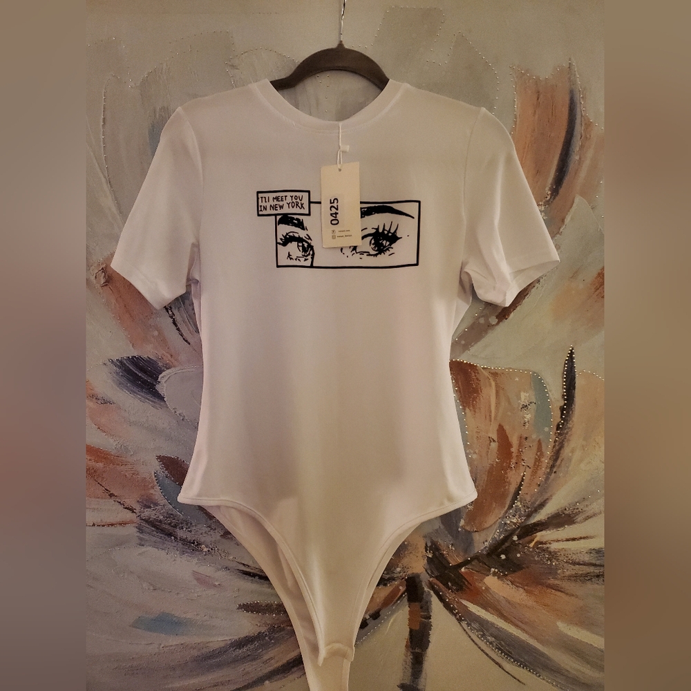 NWT Romwe Graphic White Bodysuit Size Large